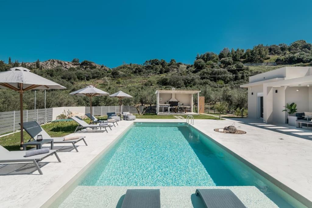 Melissia Luxury Villa Kalamákion Eksteriør billede