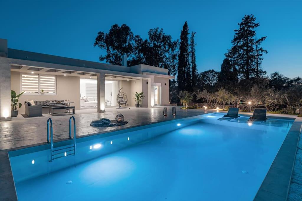 Melissia Luxury Villa Kalamákion Eksteriør billede
